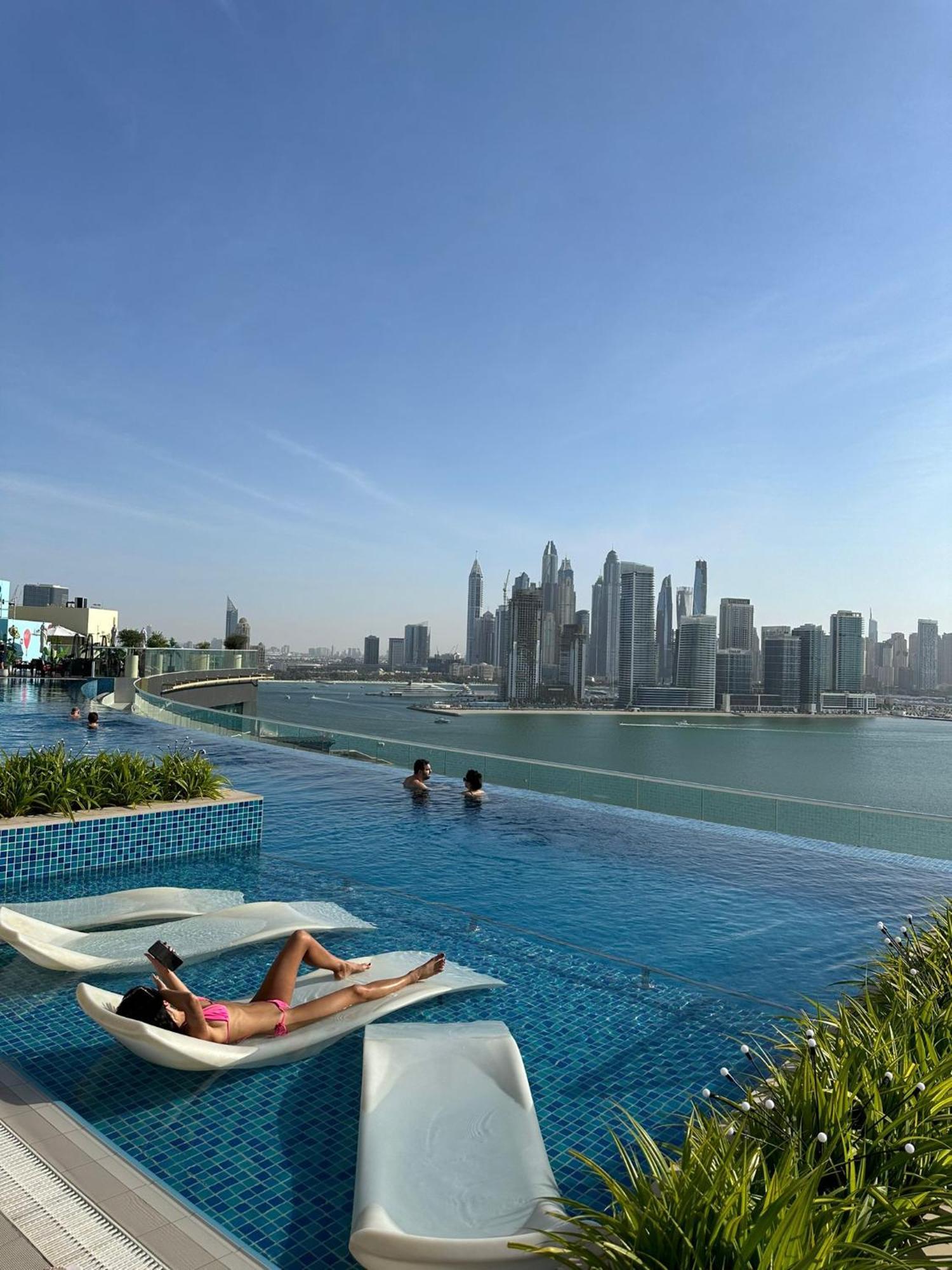 7 Palm Jumeirah Dubai Exteriör bild