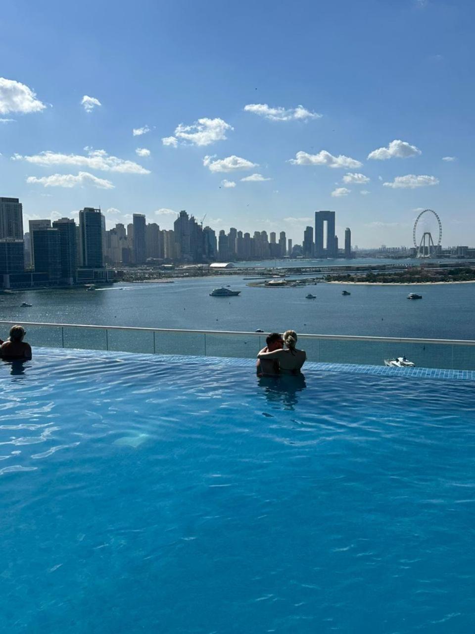 7 Palm Jumeirah Dubai Exteriör bild